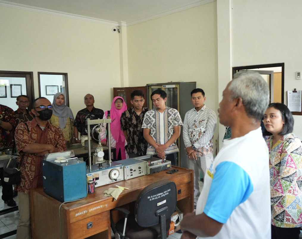 Studi Banding UPTD Lab Bahan Konstruksi Jawa Barat ke Balai Teknik Sabo